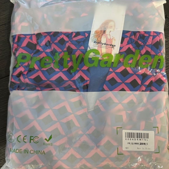 Women's Floral Maxi Dress, Long Sleeve ,V Neck - Picture 4 of 4